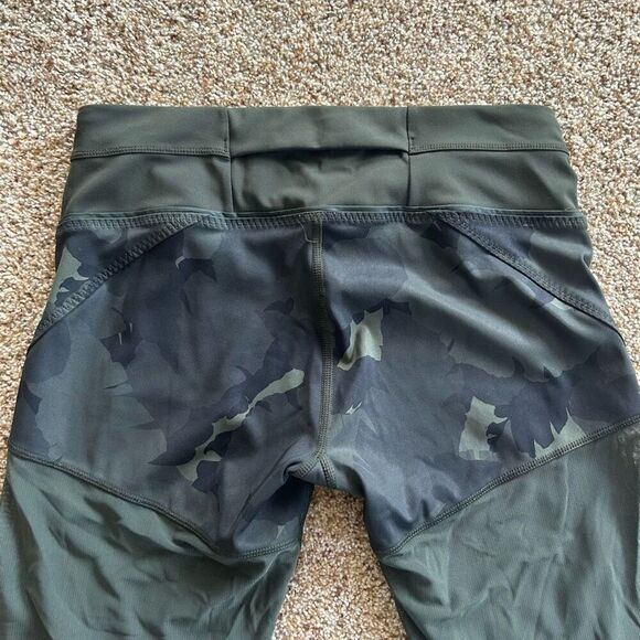 Lululemon Size 6 Leggings - Picture 7 of 8